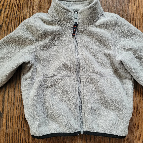 The Children’s Place Gray Fleece Zip Up Hooded Jacket Size 18-24 Months - Picture 3 of 7